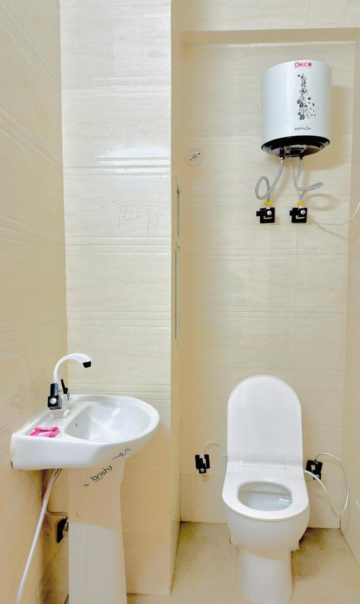 Hotel Relax In - Noida Sector 18 Exterior photo
