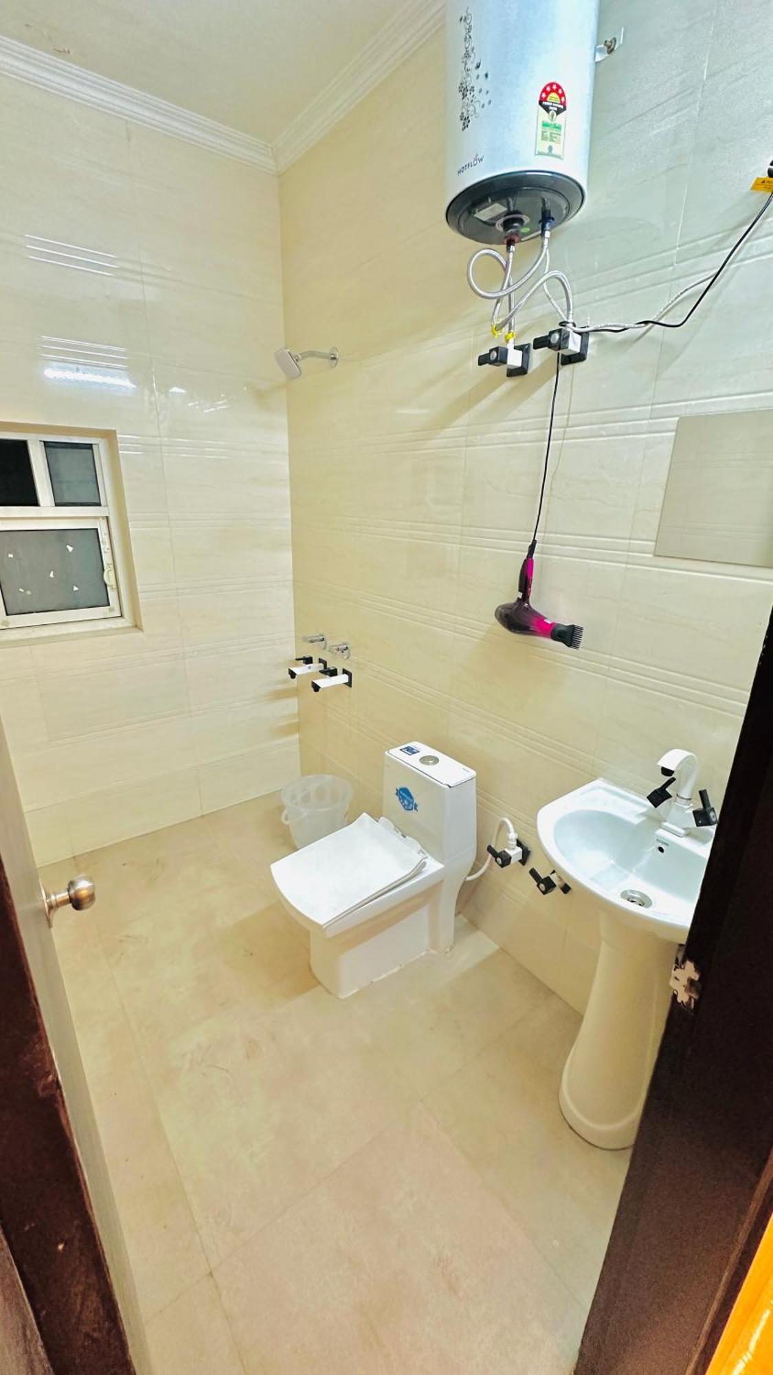 Hotel Relax In - Noida Sector 18 Exterior photo
